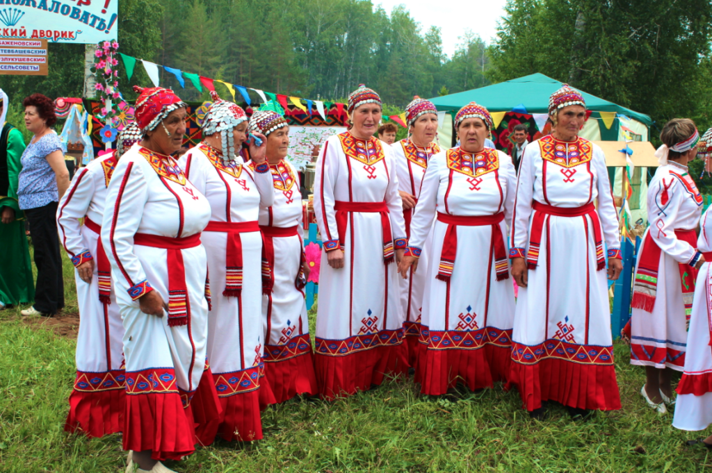 5 Russian Folk Dances and Their Origins That You Never Heard About ...