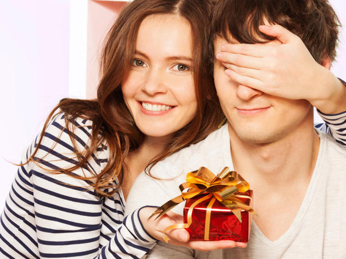 10 Most Romantic Ways of Giving Gifts to Your Russian Boyfriend - Learn ...