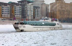 Icebreaker cruise in Moscow River